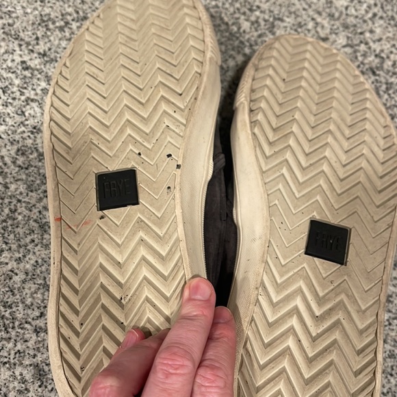 Frye dark gray men’s leather sneakers size 10. Fits like an 11 - Picture 4 of 7